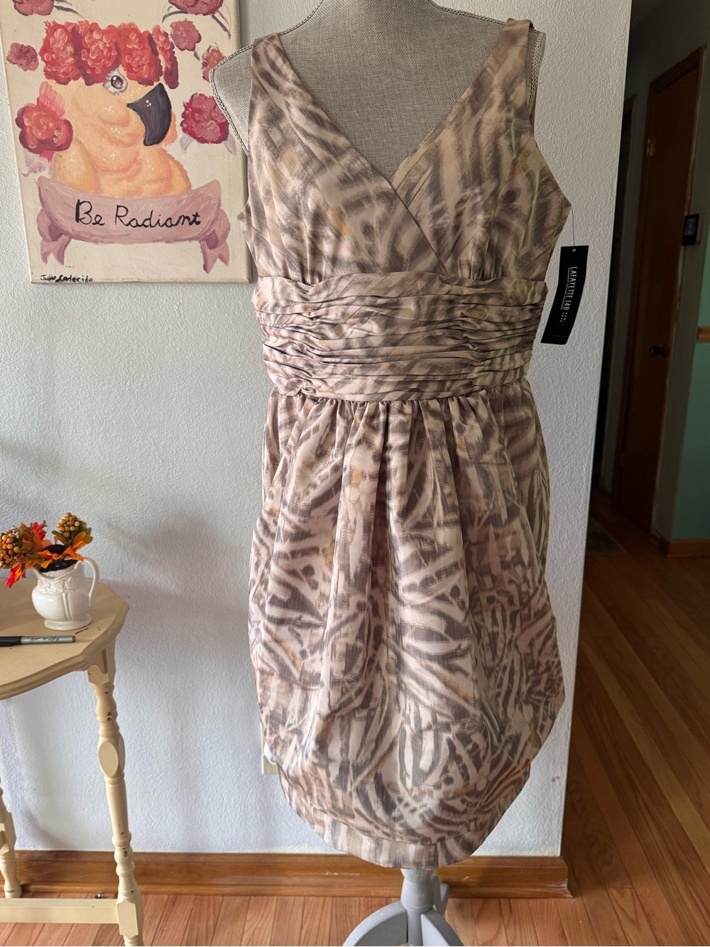 LAFAYETTE 148 NewYork sheath neutral midi dress size 10